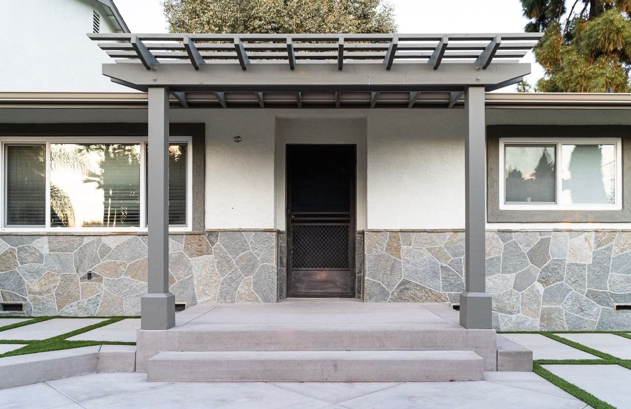 Elegant Outdoor Living Space in Southern California
